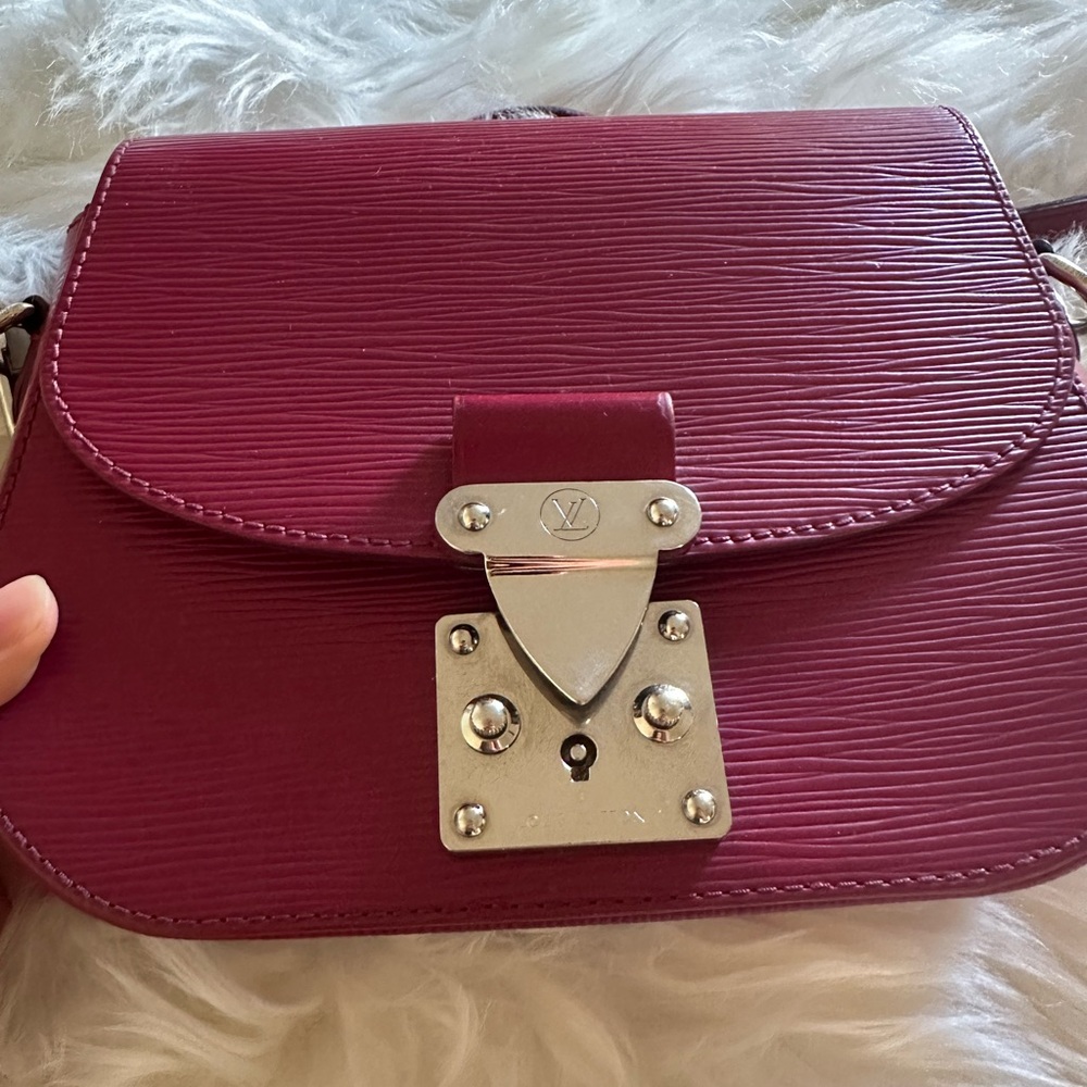 Louis Vuitton Epi Crossbody Bag